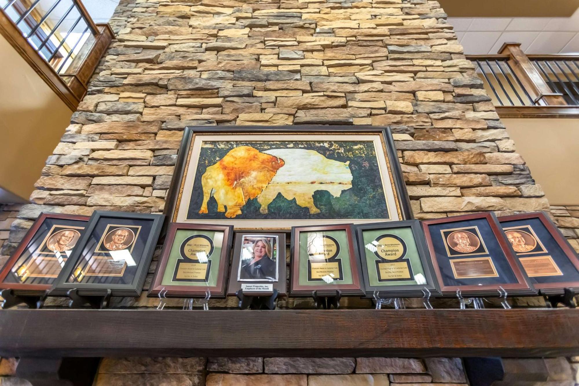 Best Western Premier Ivy Inn & Suites Cody Eksteriør billede